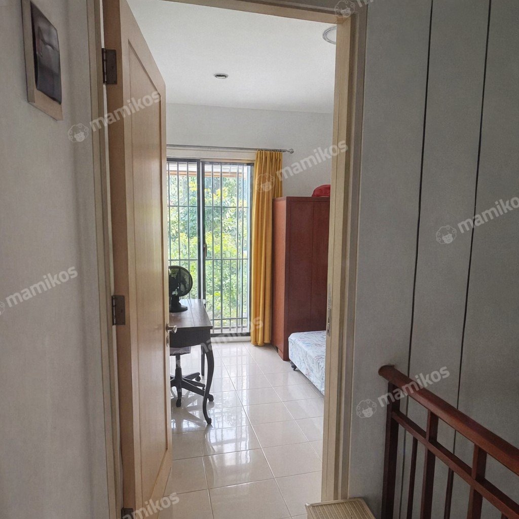Rumah Sertifikat SHM 3 Kamar Tidur 2 Kamar Mandi Kota Wisata Jakarta Timur - Photo 5