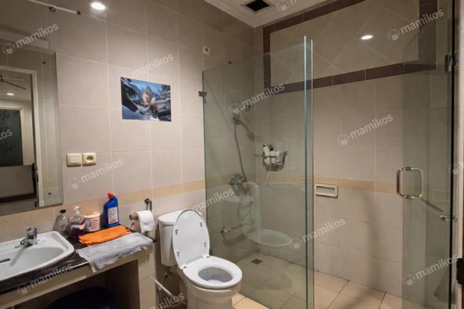 Rumah Sertifikat SHM 6 Kamar Tidur 5 Kamar Mandi Pantai Indah Kapuk Jakarta Utara - Photo 5