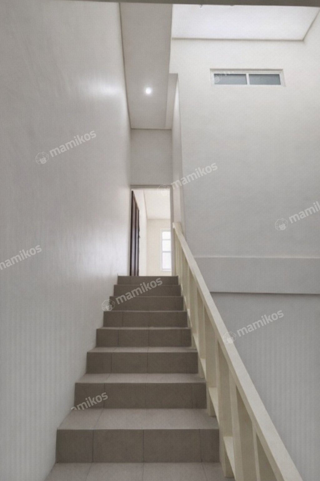 Rumah Sertifikat SHM 3 Kamar Tidur 2 Kamar Mandi Cibubur Jakarta Timur - Photo 2