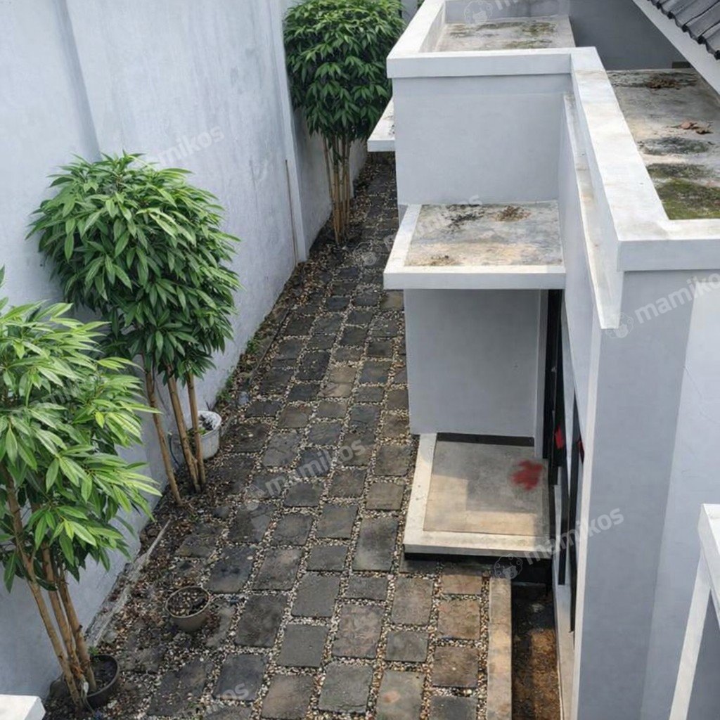 Rumah Sertifikat SHM 5 Kamar Tidur 4 Kamar Mandi Cibubur Jakarta Timur - Photo 2