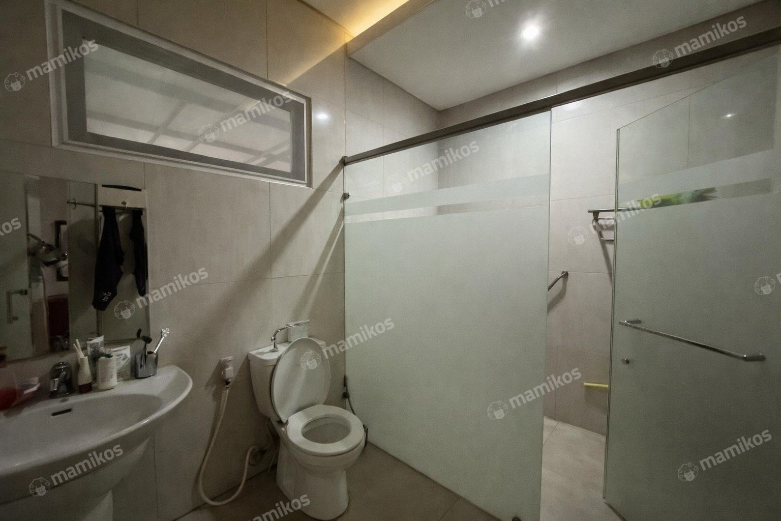 Rumah Sertifikat SHM 5 Kamar Tidur 6 Kamar Mandi Teluk Gong Jakarta Utara - Photo 5