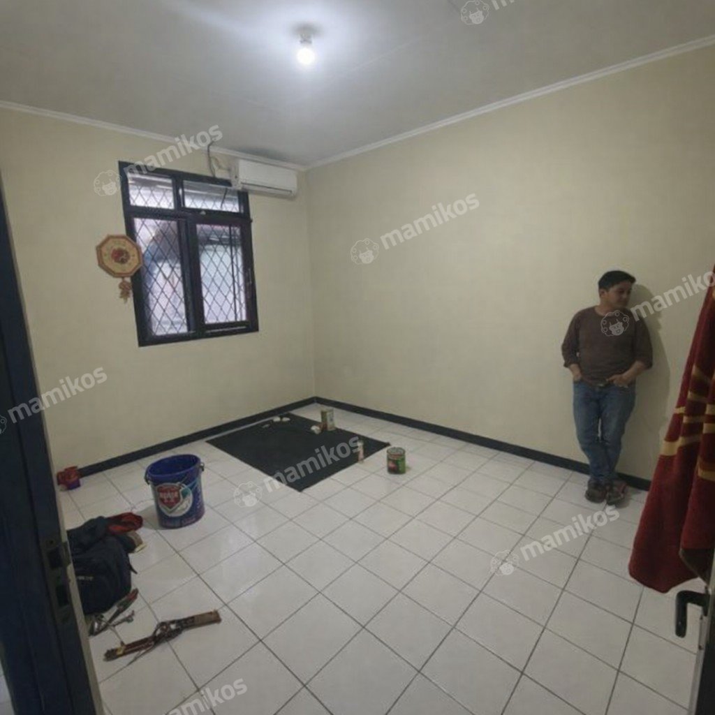 Rumah Sertifikat SHM 2 Kamar Tidur 2 Kamar Mandi Citra Garden Jakarta Barat - Photo 4