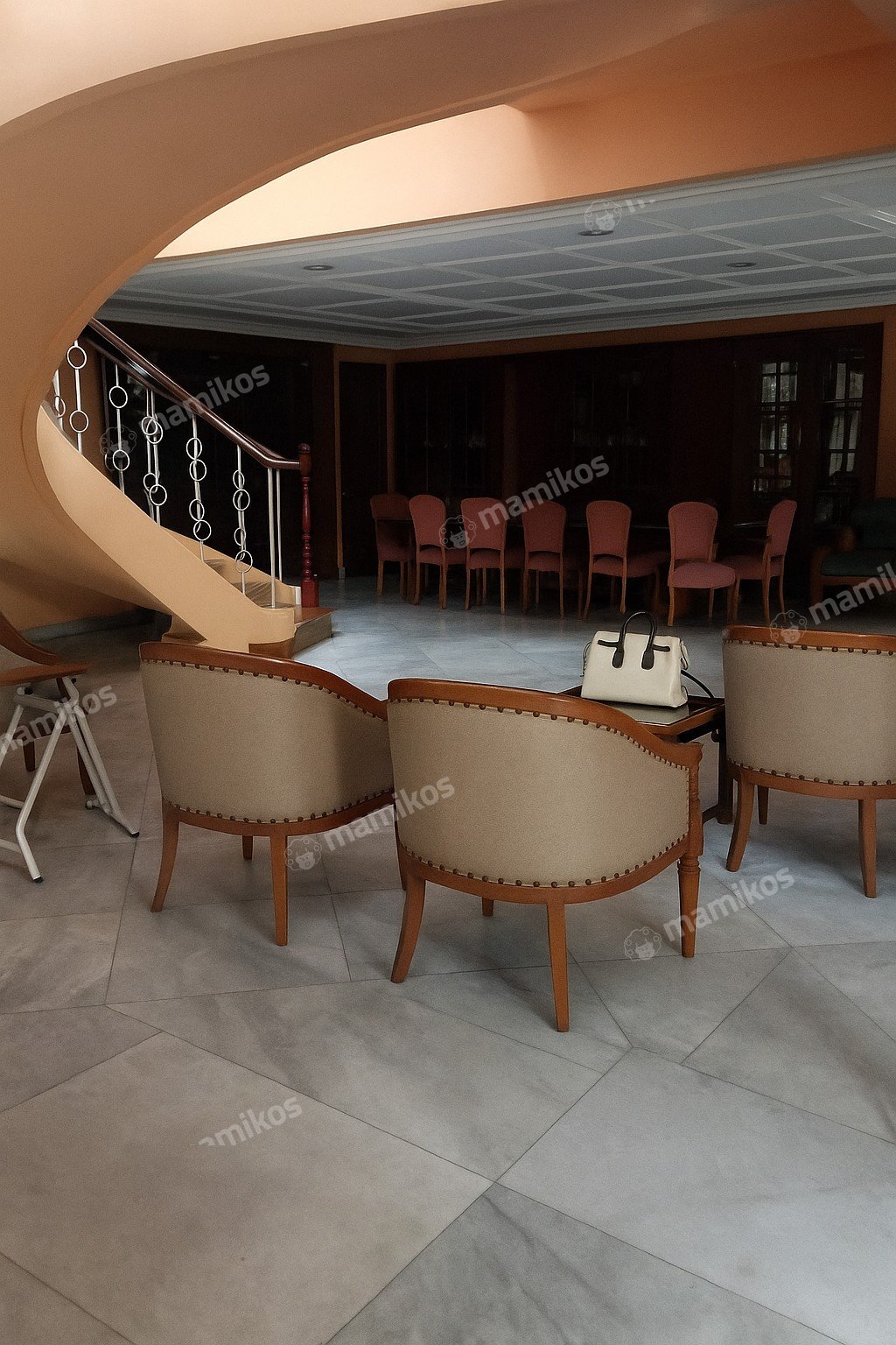 Rumah Sertifikat SHM 6 Kamar Tidur 4 Kamar Mandi Palmerah Jakarta Barat - Photo 4