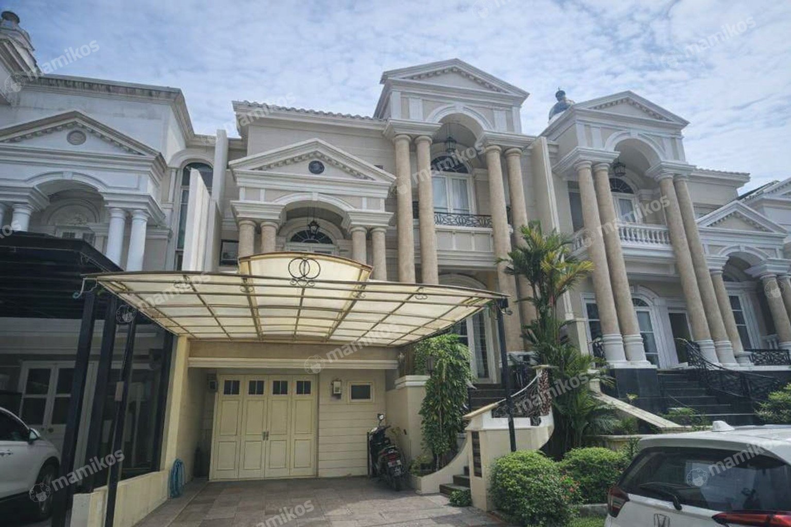 Rumah Sertifikat HGB 4 Kamar Tidur 3 Kamar Mandi Pantai Indah Kapuk Jakarta Utara