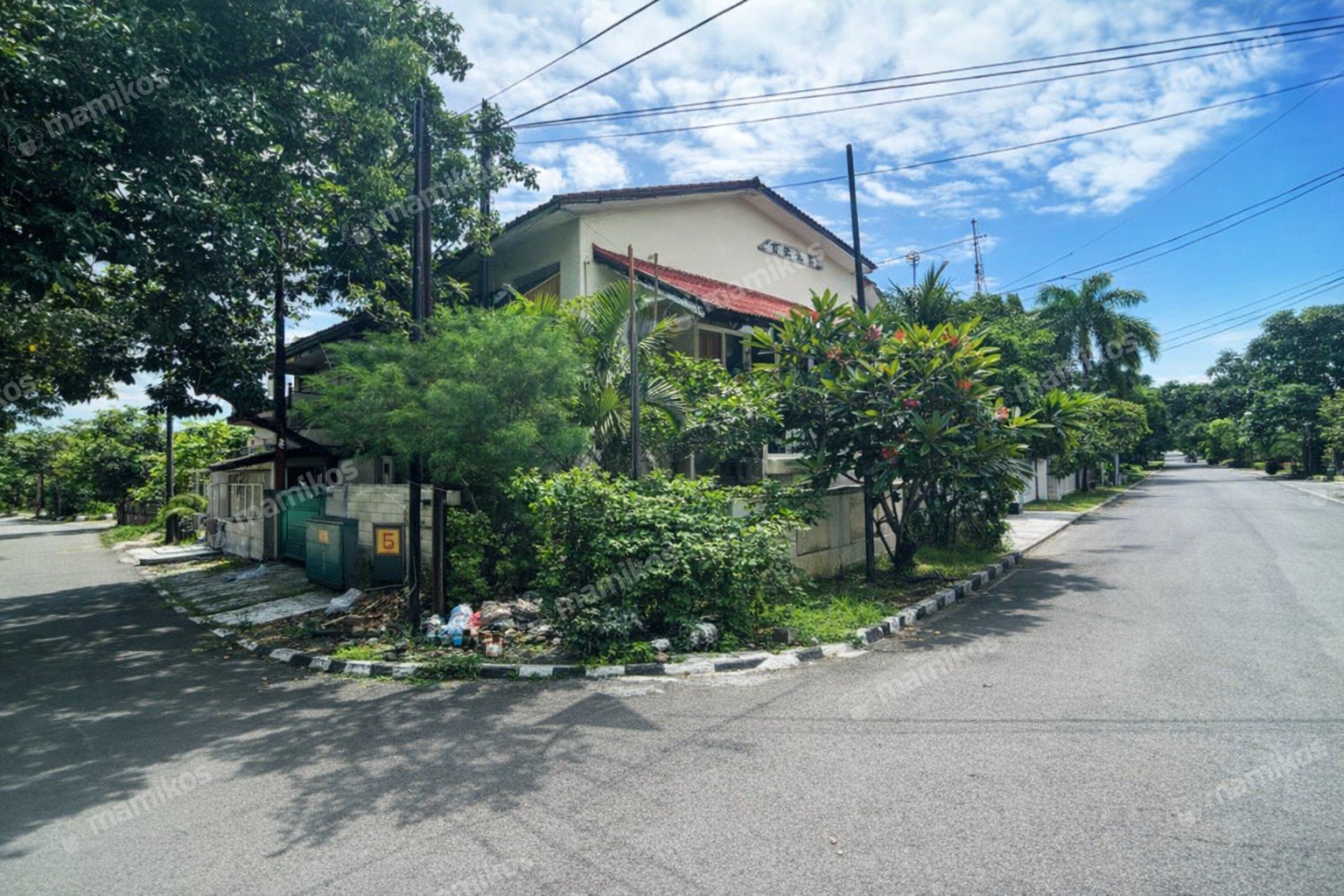 Rumah Sertifikat SHM 6 Kamar Tidur 4 Kamar Mandi Kayu Putih Jakarta Timur