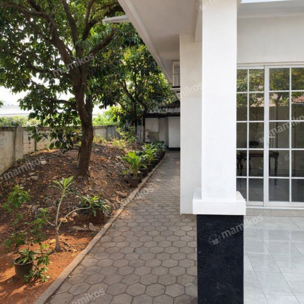 Rumah Sertifikat SHM 5 Kamar Tidur 4 Kamar Mandi Duren Sawit Jakarta Timur - Photo 2