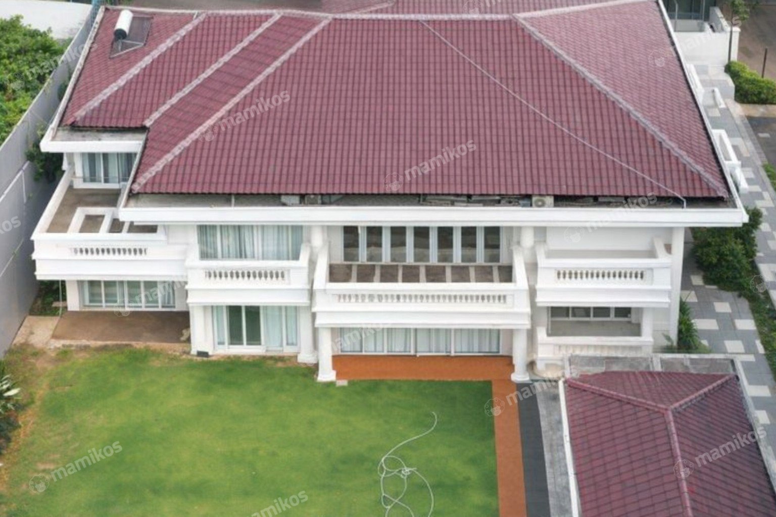 Rumah Sertifikat HGB 5 Kamar Tidur 5 Kamar Mandi Pondok Indah Jakarta Selatan