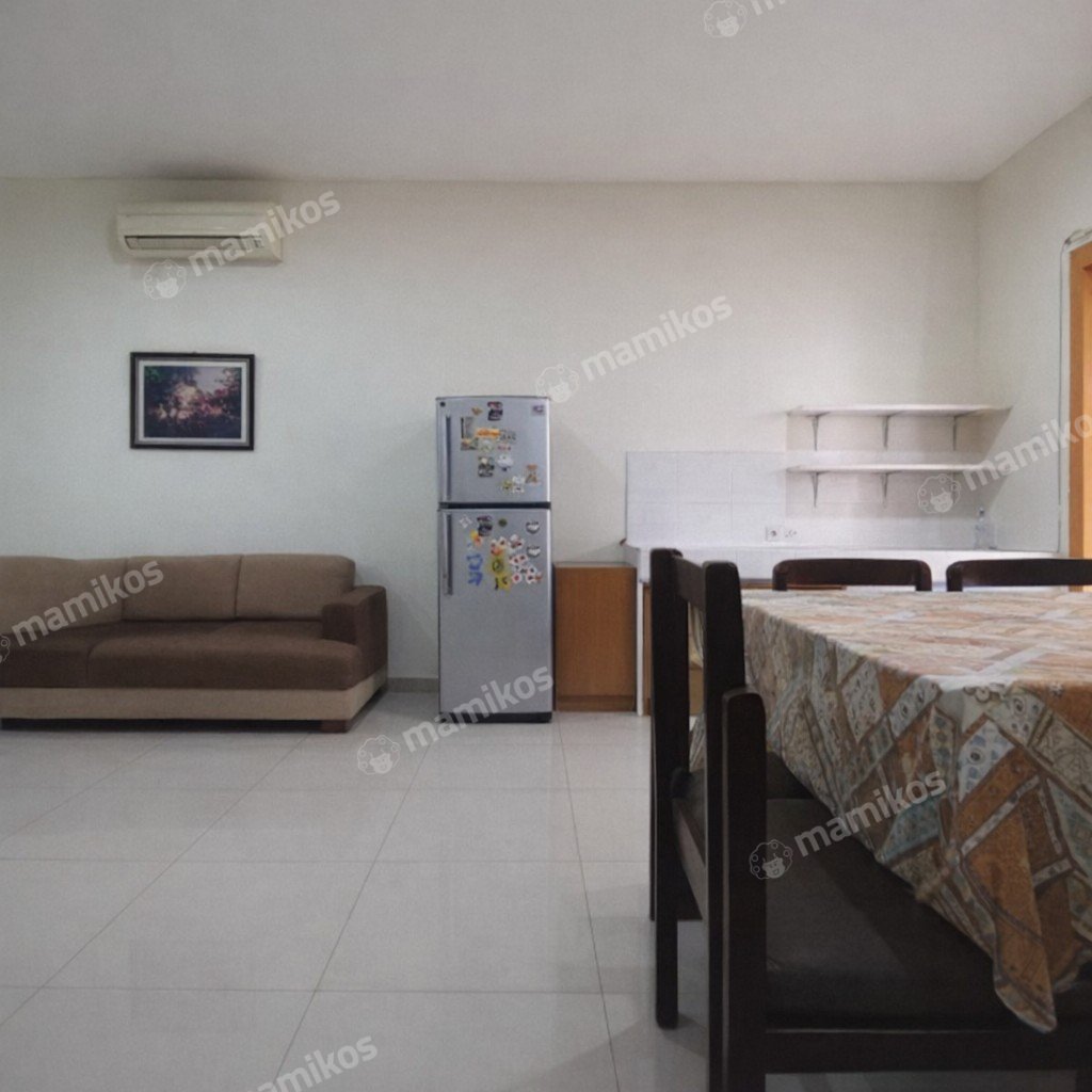 Rumah Sertifikat SHM 3 Kamar Tidur 3 Kamar Mandi Puri Mansion Jakarta Barat - Photo 2