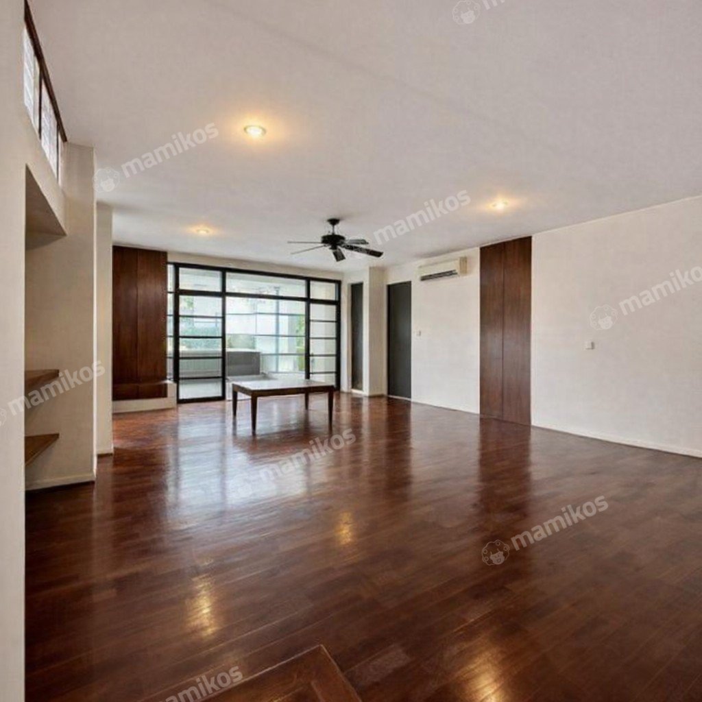 Rumah Sertifikat SHM 3 Kamar Tidur 3 Kamar Mandi Kemang Jakarta Selatan - Photo 4