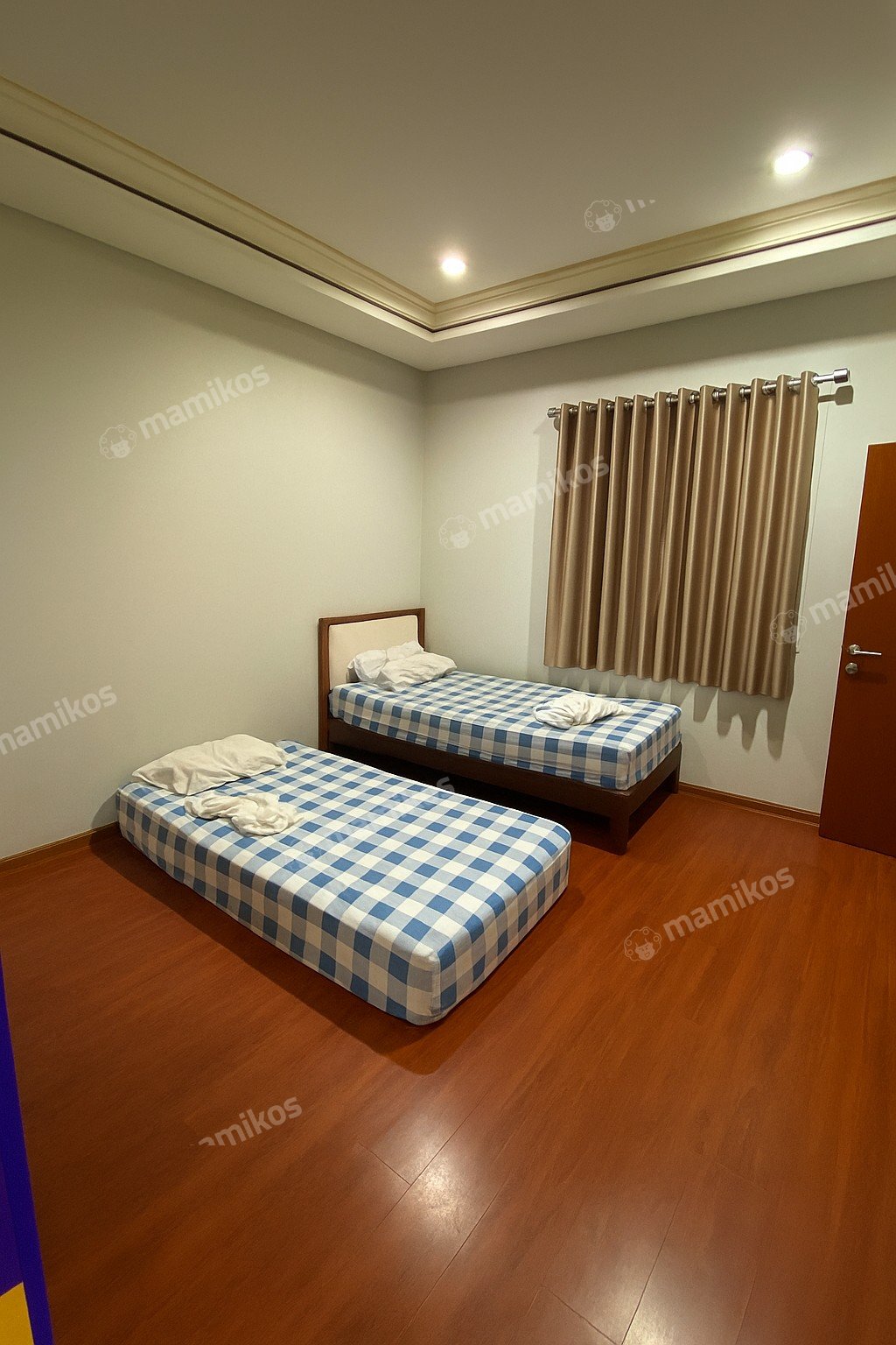 Rumah Sertifikat SHM 4 Kamar Tidur 4 Kamar Mandi Pantai Indah Kapuk Jakarta Utara - Photo 2