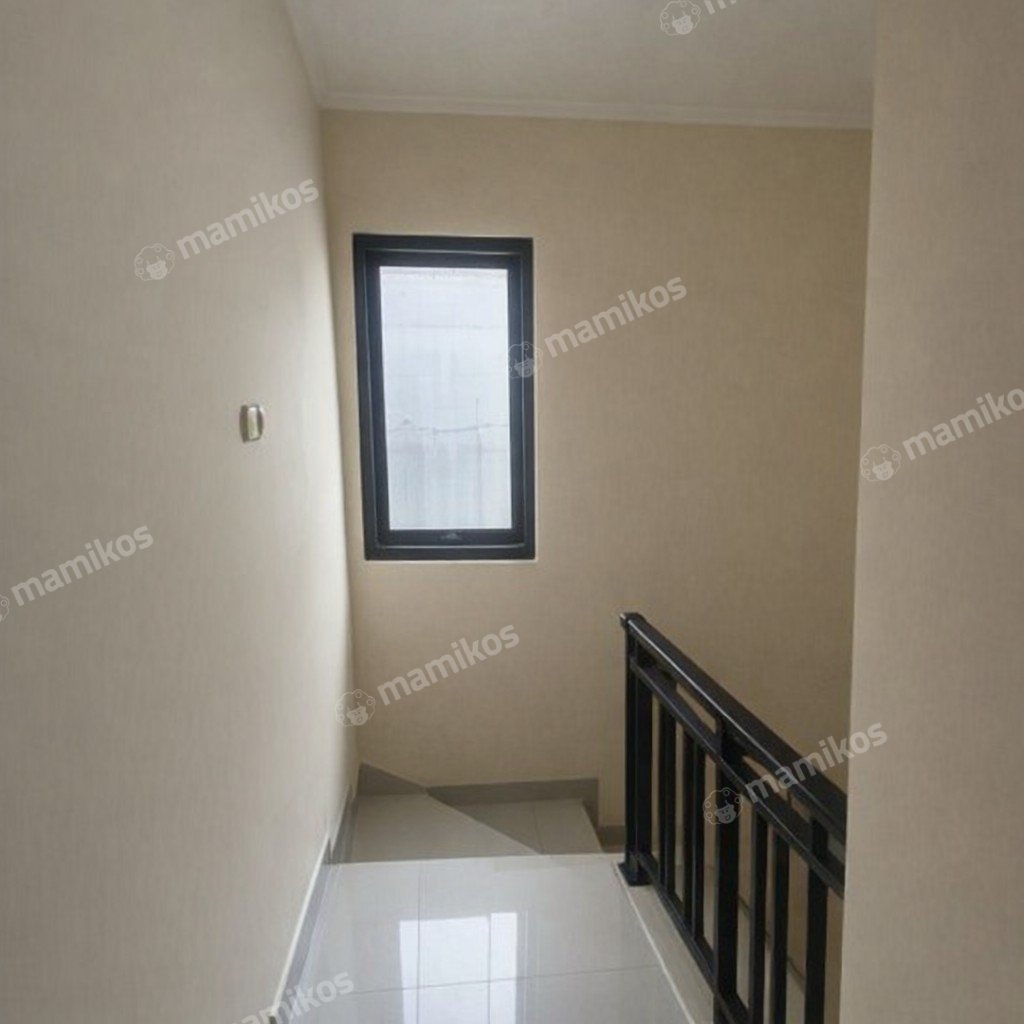 Rumah Sertifikat SHM 3 Kamar Tidur 2 Kamar Mandi Daan Mogot Jakarta Barat - Photo 4