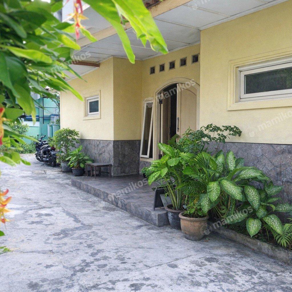 Rumah Sertifikat SHM 9 Kamar Tidur 7 Kamar Mandi Tanjung Duren Jakarta Barat - Photo 3