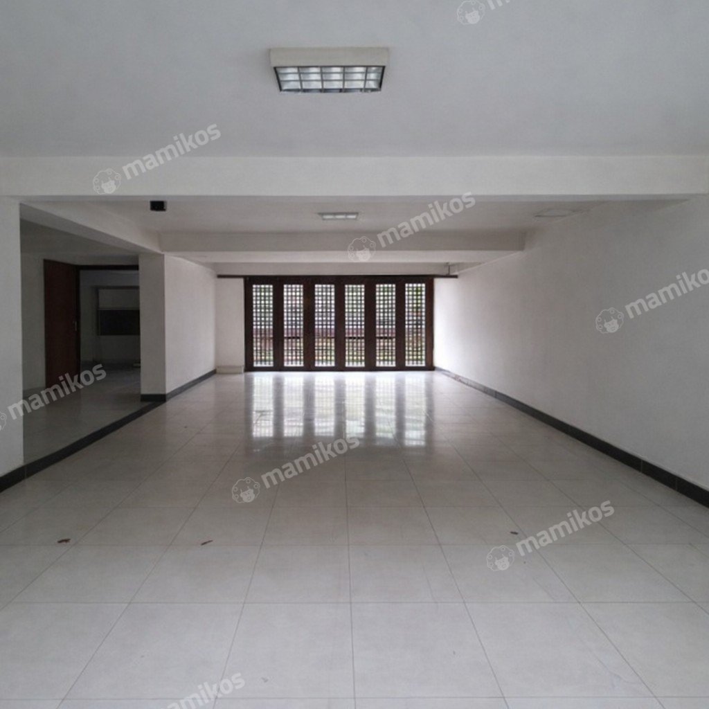 Rumah Sertifikat SHM 6 Kamar Tidur 5 Kamar Mandi Senopati Jakarta Selatan - Photo 2