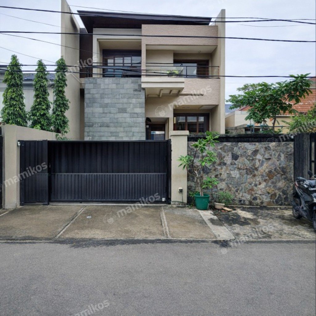 Rumah Sertifikat SHM 6 Kamar Tidur 5 Kamar Mandi Senopati Jakarta Selatan - Photo 4