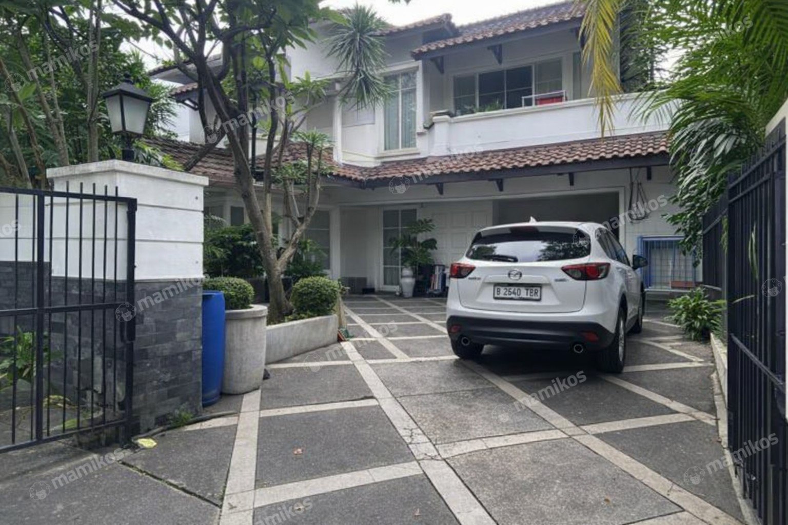 Rumah Sertifikat SHM 5 Kamar Tidur 4 Kamar Mandi Kebayoran Baru Jakarta Selatan