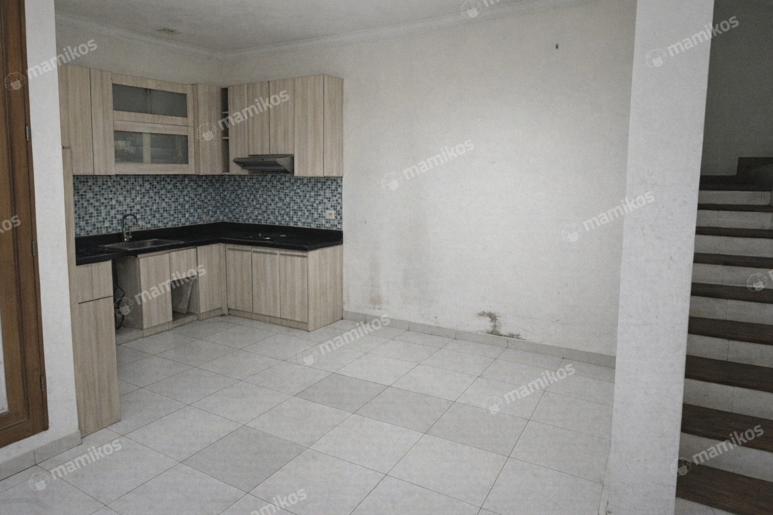 Rumah Sertifikat SHM 3 Kamar Tidur 3 Kamar Mandi Sunter Jakarta Utara - Photo 5