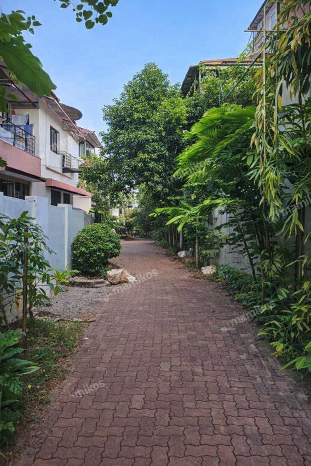 Rumah Sertifikat SHM 4 Kamar Tidur 4 Kamar Mandi Jakarta Garden City Jakarta Timur - Photo 2