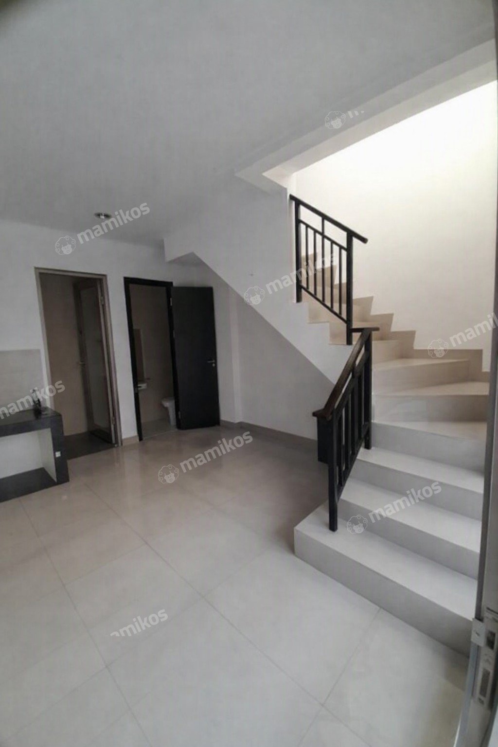Rumah Sertifikat SHM 2 Kamar Tidur 2 Kamar Mandi Pantai Indah Kapuk Jakarta Utara - Photo 3