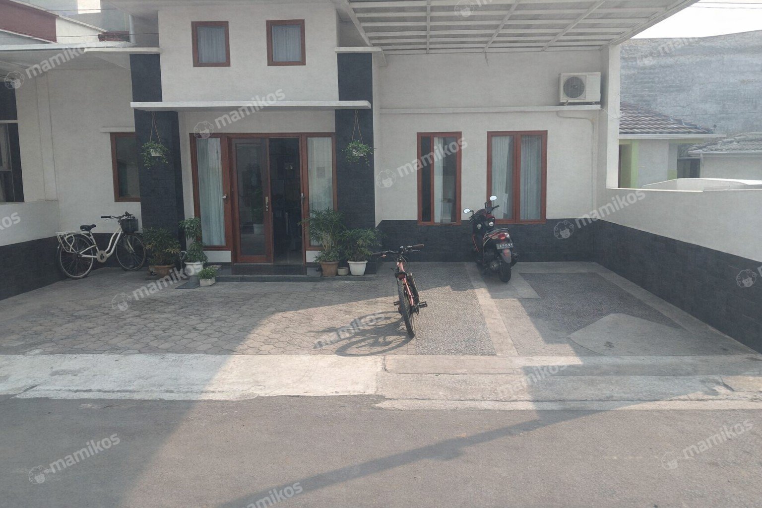 Rumah Sertifikat SHM 2 Kamar Tidur 2 Kamar Mandi Ciracas Jakarta Timur - Photo 2