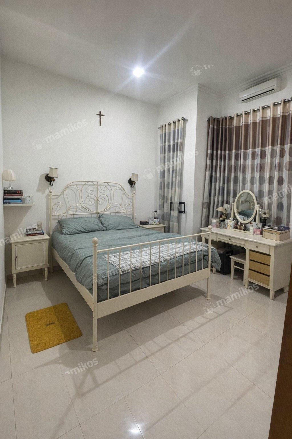 Rumah Sertifikat SHM 5 Kamar Tidur 3 Kamar Mandi Metland Menteng Jakarta Timur - Photo 2
