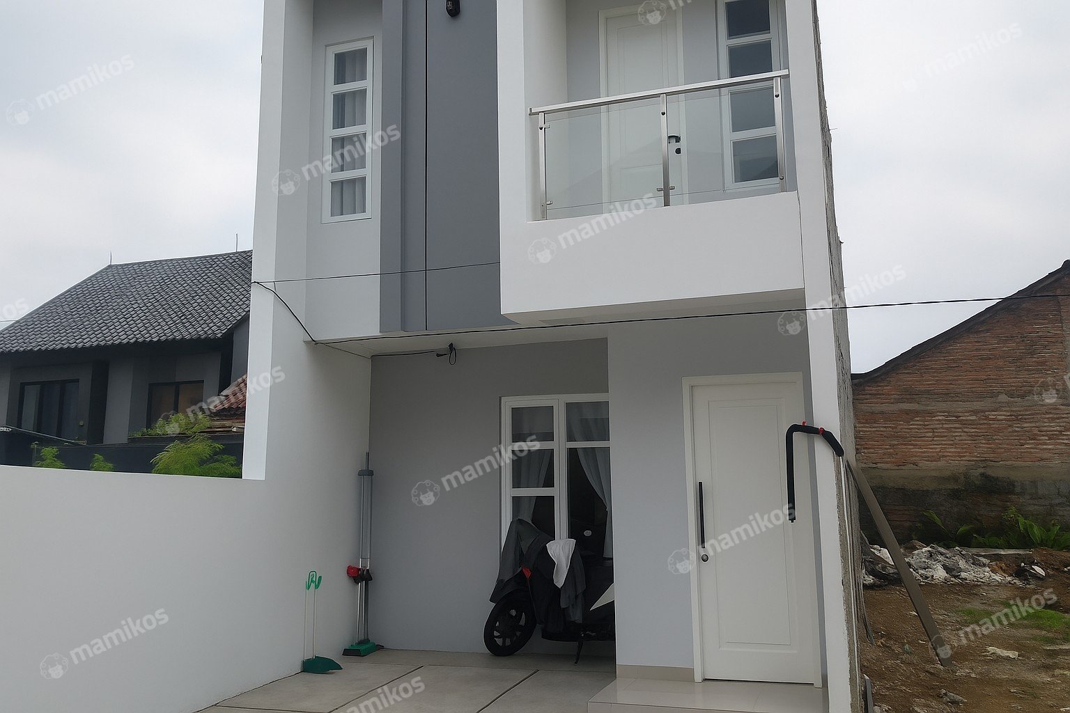Rumah Sertifikat SHM 3 Kamar Tidur 2 Kamar Mandi Condet Jakarta Timur