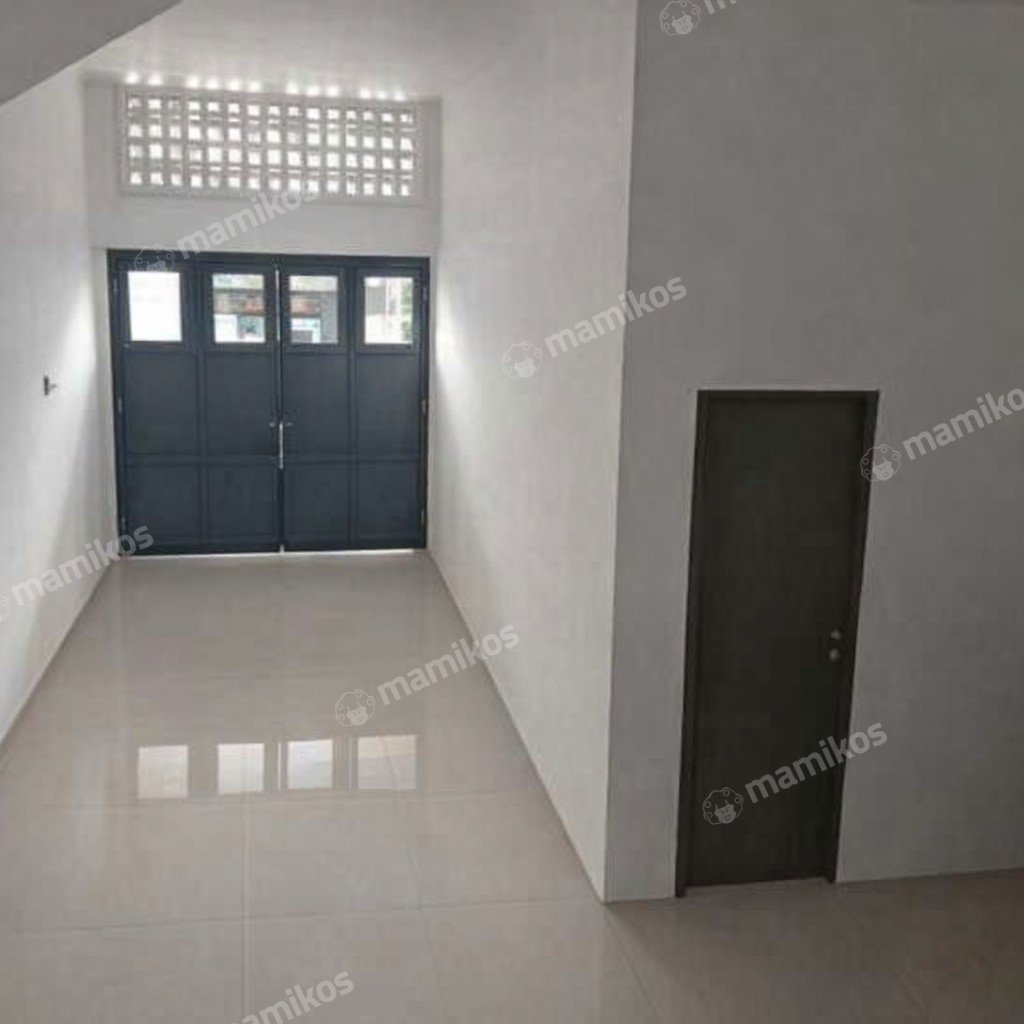 Rumah Sertifikat SHM 6 Kamar Tidur 3 Kamar Mandi Kelapa Gading Jakarta Utara - Photo 2