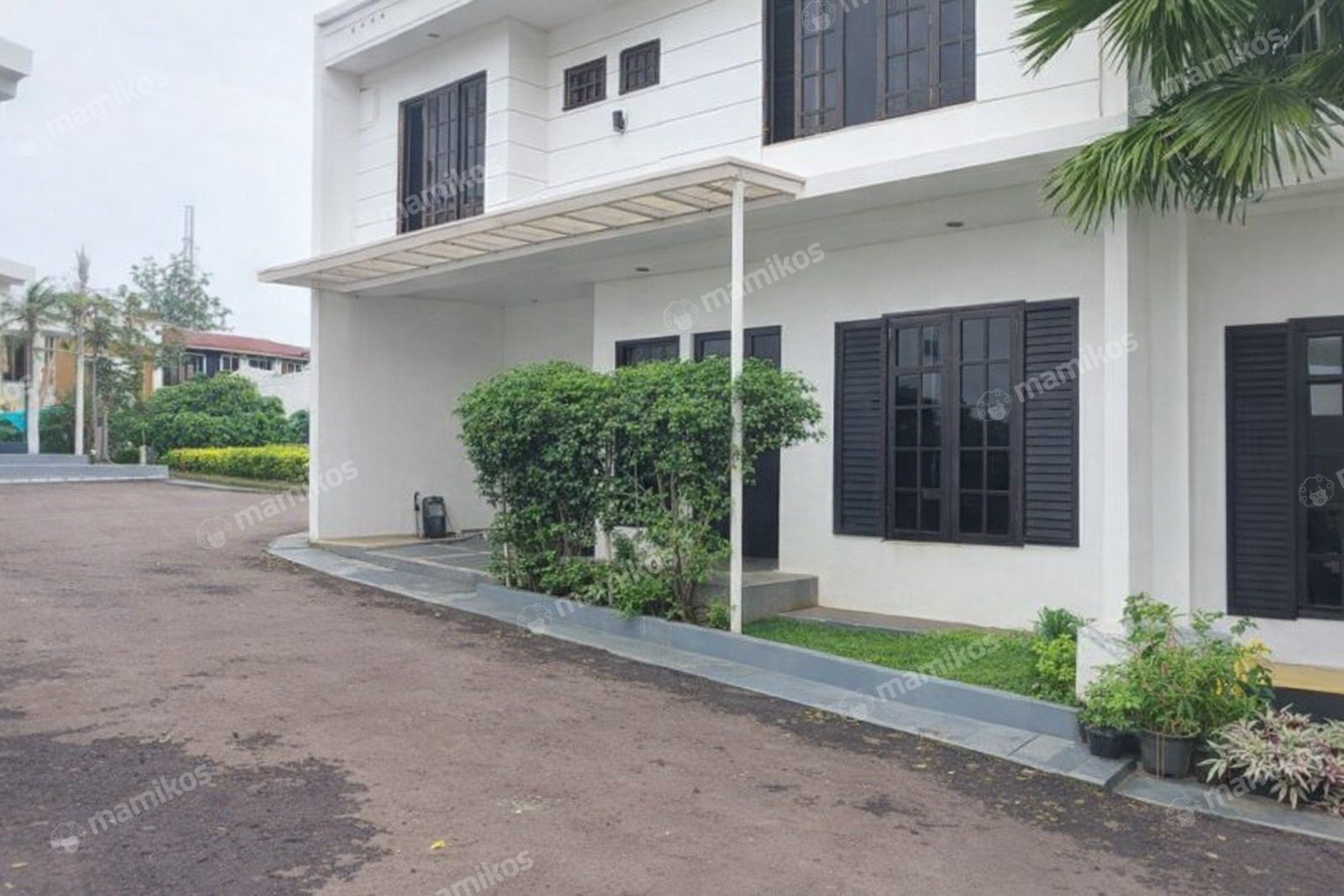 Rumah Sertifikat SHM 3 Kamar Tidur 3 Kamar Mandi Lebak Bulus Jakarta Selatan