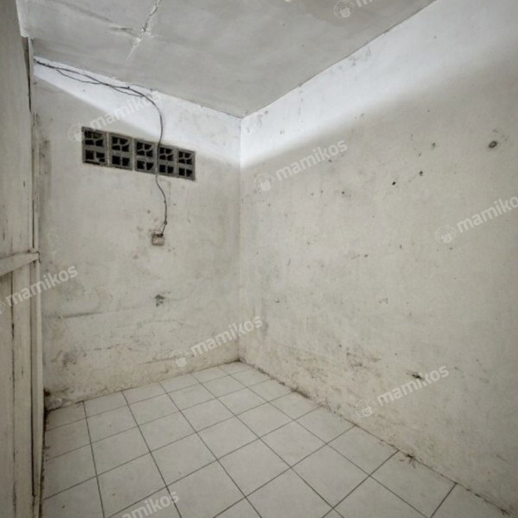 Rumah 4 Kamar Tidur 2 Kamar Mandi 1 Lantai Tanjung Duren Jakarta Barat - Photo 3