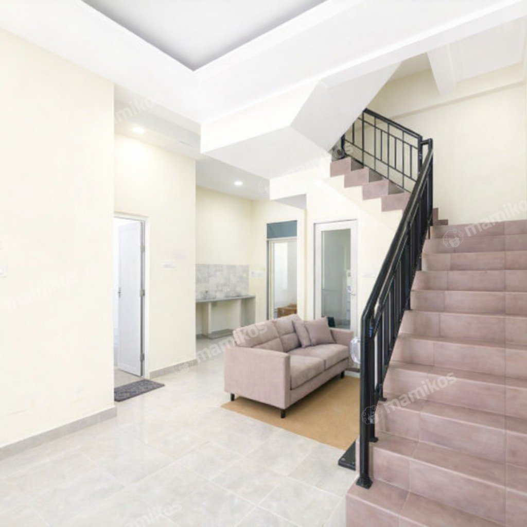 Rumah Sertifikat SHM 3 Kamar Tidur 2 Kamar Mandi Puri Indah Jakarta Barat - Photo 5