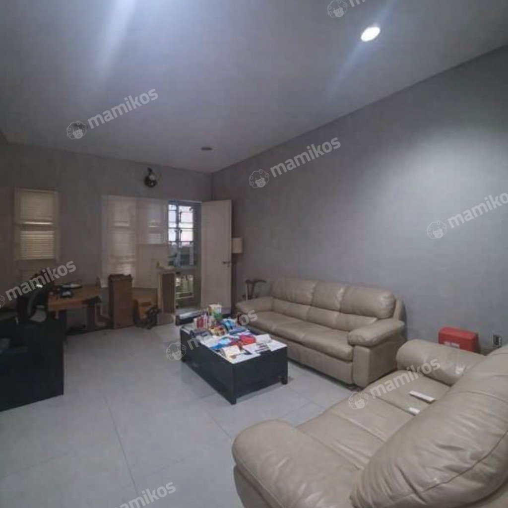 Rumah Sertifikat SHM 3 Kamar Tidur 3 Kamar Mandi Green Lake City Jakarta Barat - Photo 3