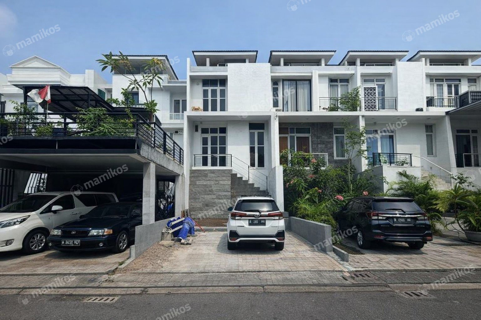 Rumah Sertifikat SHM 4 Kamar Tidur 4 Kamar Mandi Cirendeu Jakarta Selatan