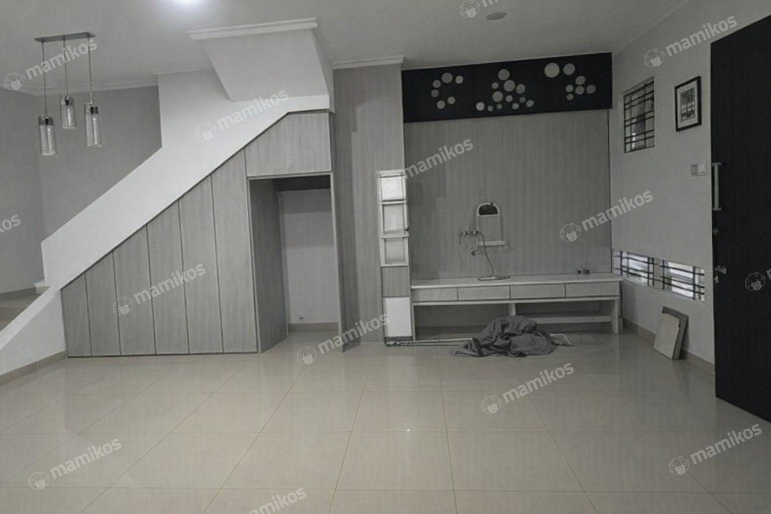 Rumah Sertifikat SHM 3 Kamar Tidur 2 Kamar Mandi Daan Mogot Jakarta Barat