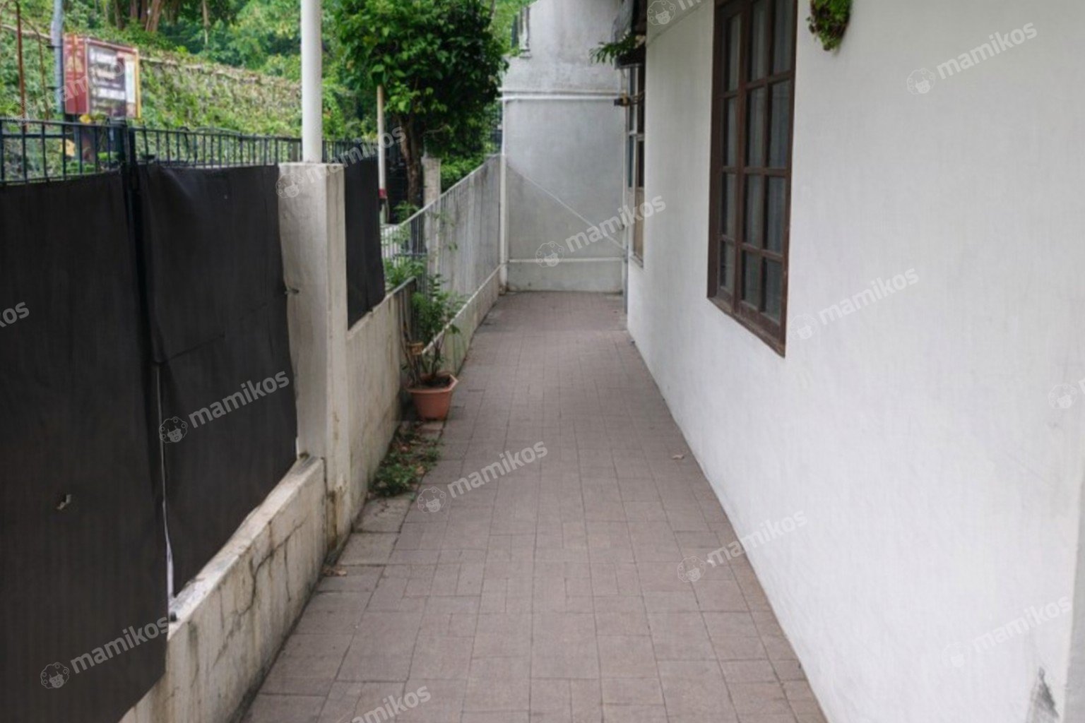 Rumah Sertifikat SHM 3 Kamar Tidur 1 Kamar Mandi Pulo Gadung Jakarta Timur - Photo 4