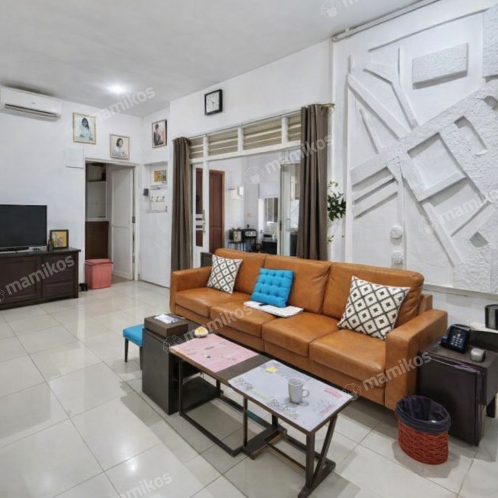 Rumah Sertifikat SHM 10 Kamar Tidur 4 Kamar Mandi Senopati Jakarta Selatan - Photo 5