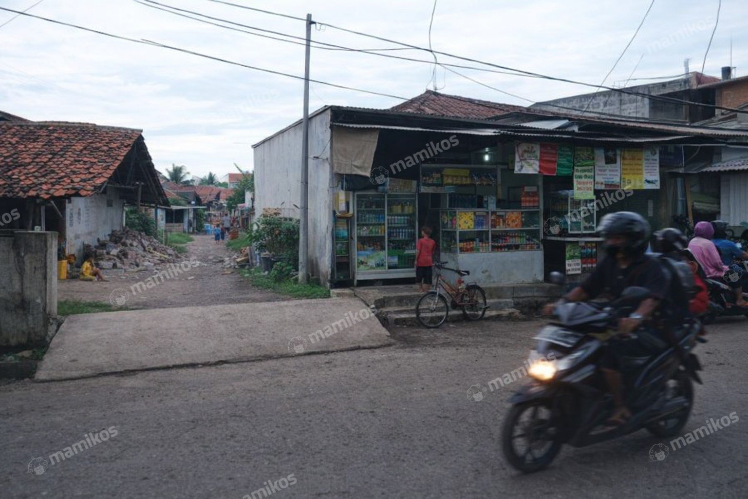 Rumah Sertifikat SHM 40 Kamar Tidur 40 Kamar Mandi Cengkareng Jakarta Barat - Photo 4