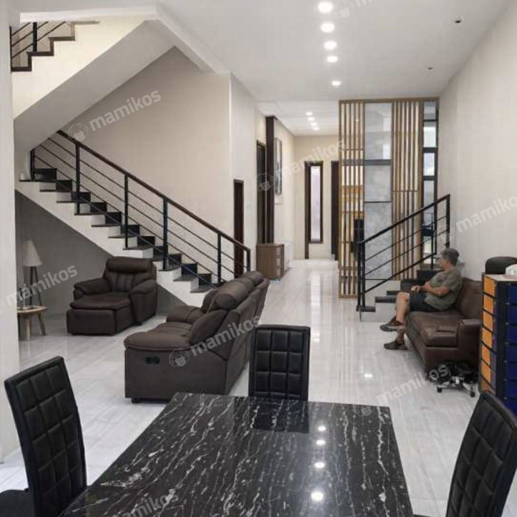 Rumah Sertifikat SHM 5 Kamar Tidur 5 Kamar Mandi Green garden Jakarta Barat - Photo 3