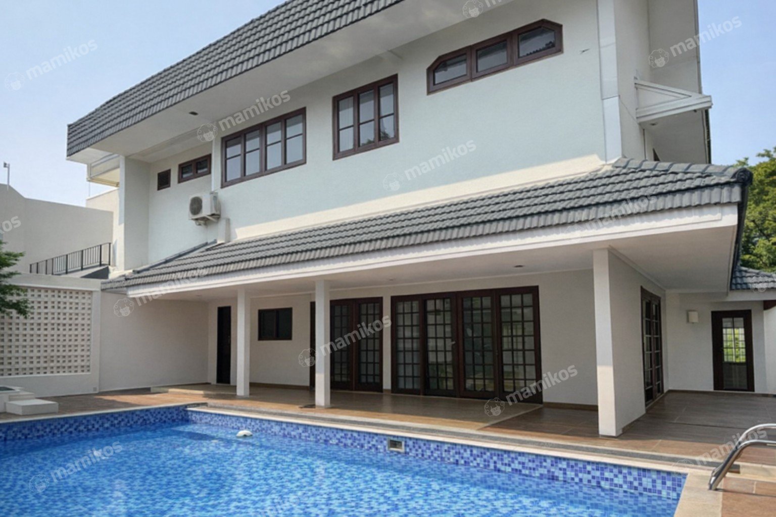 Rumah Sertifikat SHM 4 Kamar Tidur 3 Kamar Mandi Simprug Jakarta Selatan