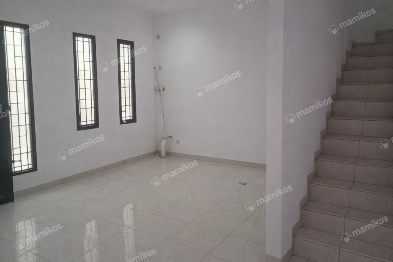 Rumah Sertifikat SHM 3 Kamar Tidur 2 Kamar Mandi Citra Garden Jakarta Barat - Photo 5