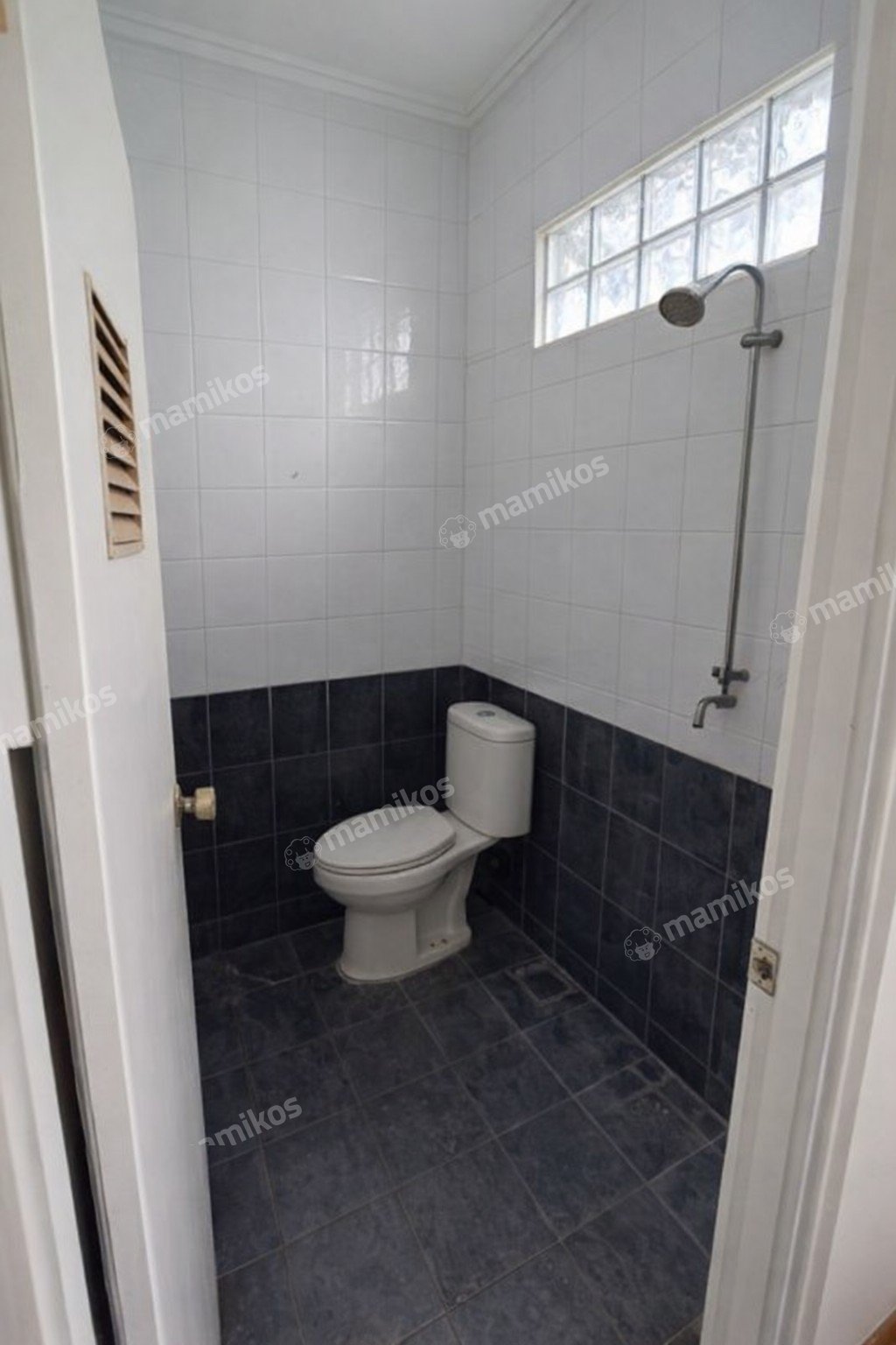 Rumah Sertifikat SHM 4 Kamar Tidur 2 Kamar Mandi Cilandak Jakarta Selatan - Photo 4