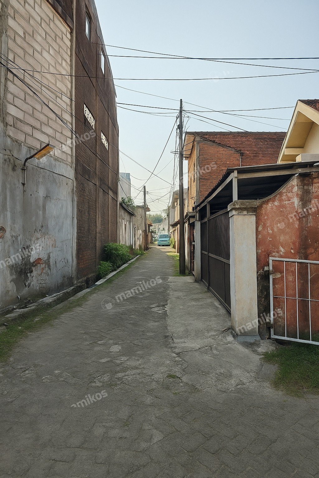 Rumah Sertifikat SHM 4 Kamar Tidur 2 Kamar Mandi Jatinegara Jakarta Timur - Photo 5