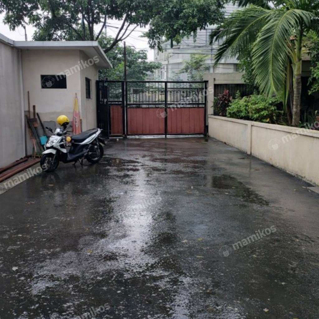 Rumah Sertifikat SHM 4 Kamar Tidur 4 Kamar Mandi Kemang Jakarta Selatan - Photo 4