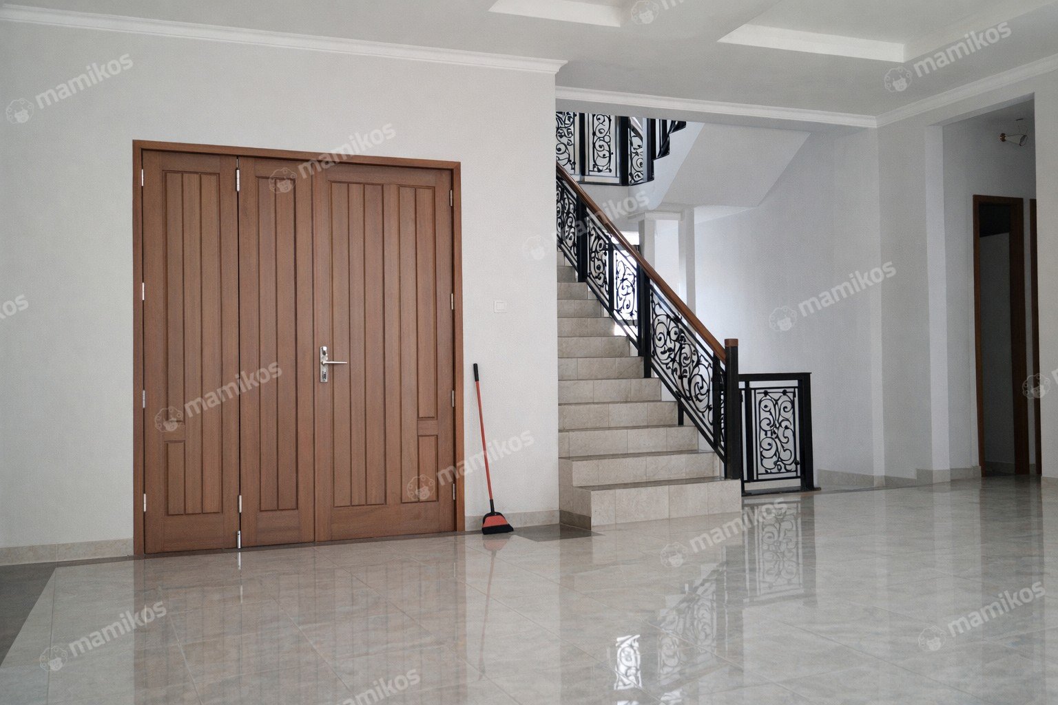 Rumah Sertifikat SHM 4 Kamar Tidur 3 Kamar Mandi Kemang Jakarta Selatan - Photo 4