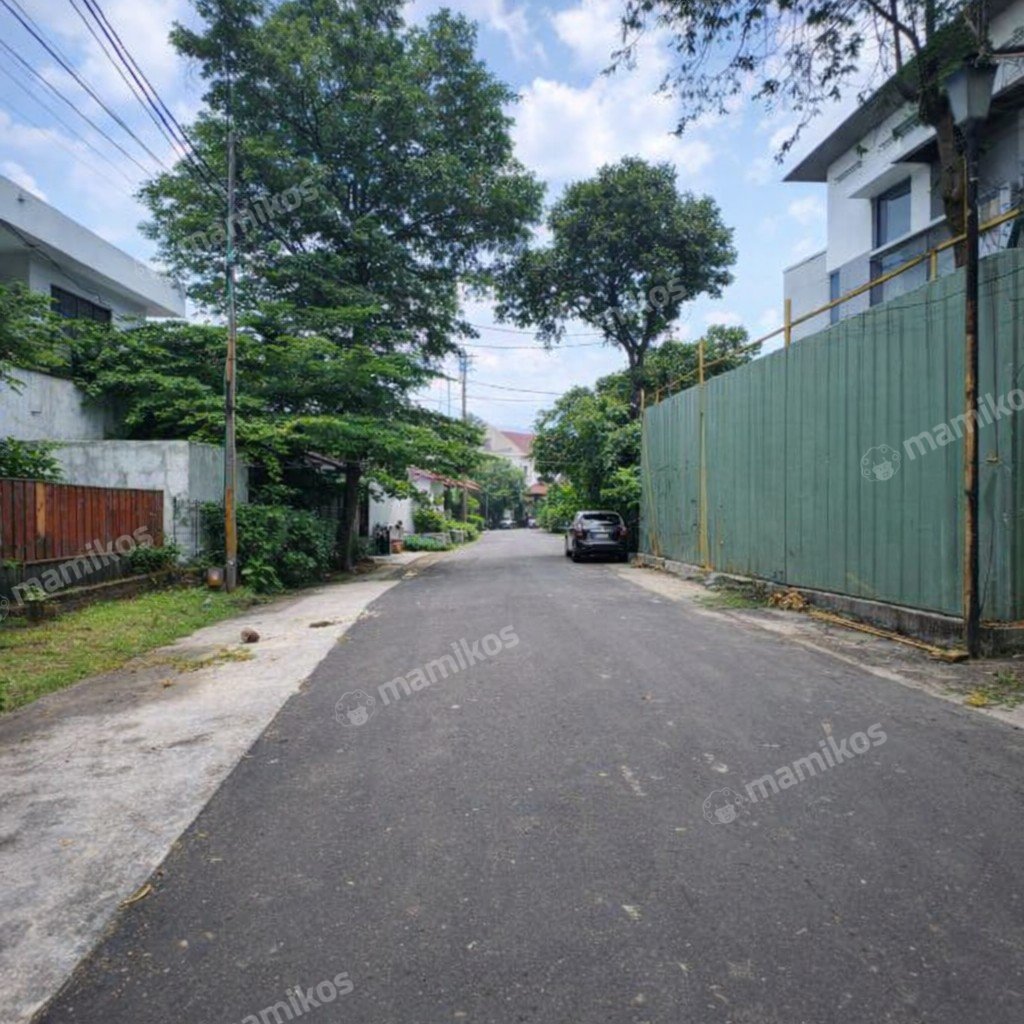 Rumah Sertifikat SHM 3 Kamar Tidur 2 Kamar Mandi Kebayoran Baru Jakarta Selatan - Photo 2