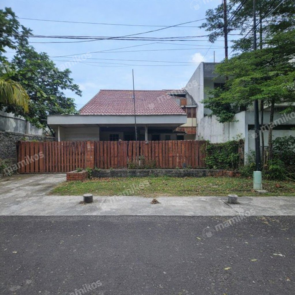 Rumah Sertifikat SHM 3 Kamar Tidur 2 Kamar Mandi Kebayoran Baru Jakarta Selatan - Photo 4