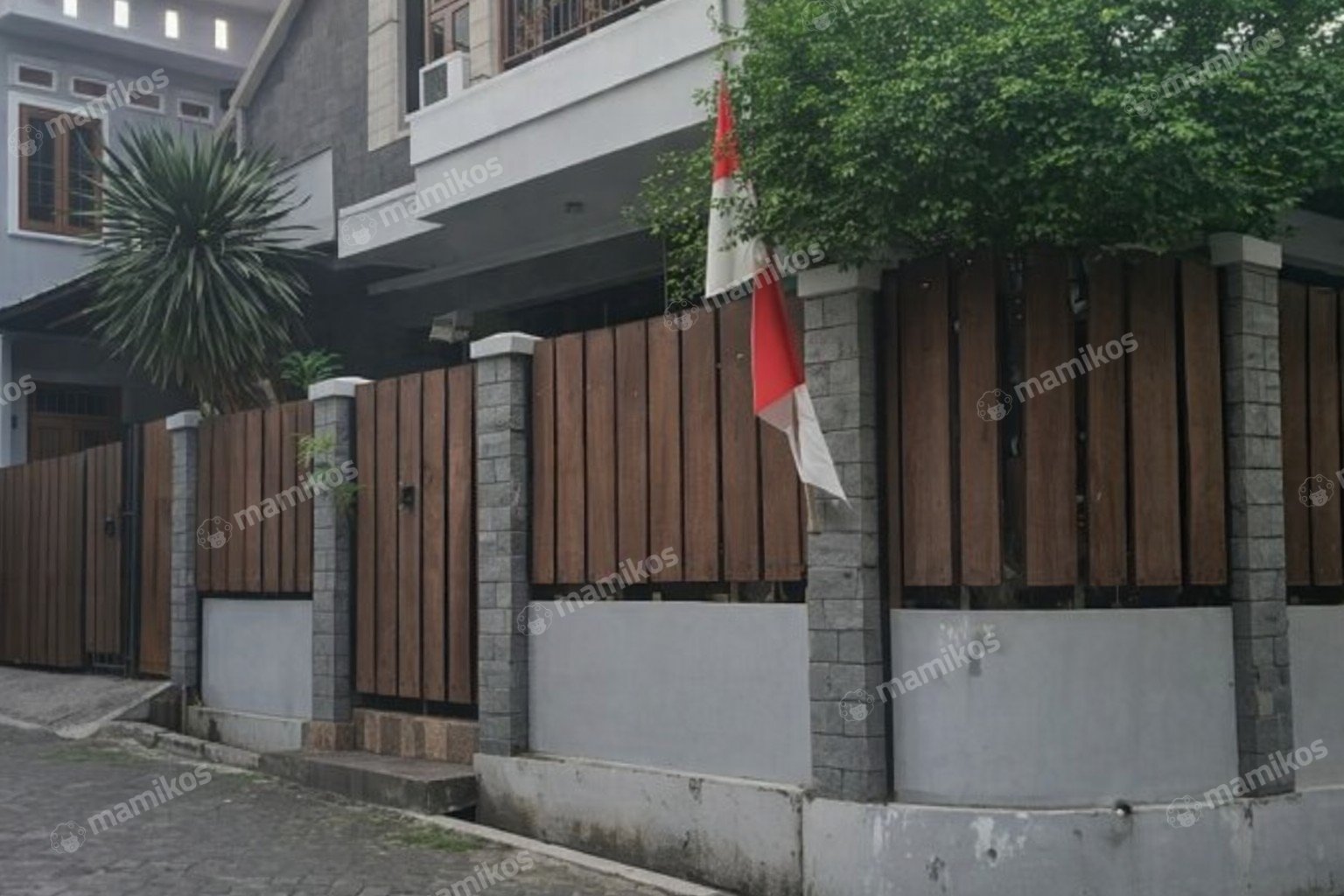 Rumah Sertifikat SHM 5 Kamar Tidur 5 Kamar Mandi Cipete Jakarta Selatan