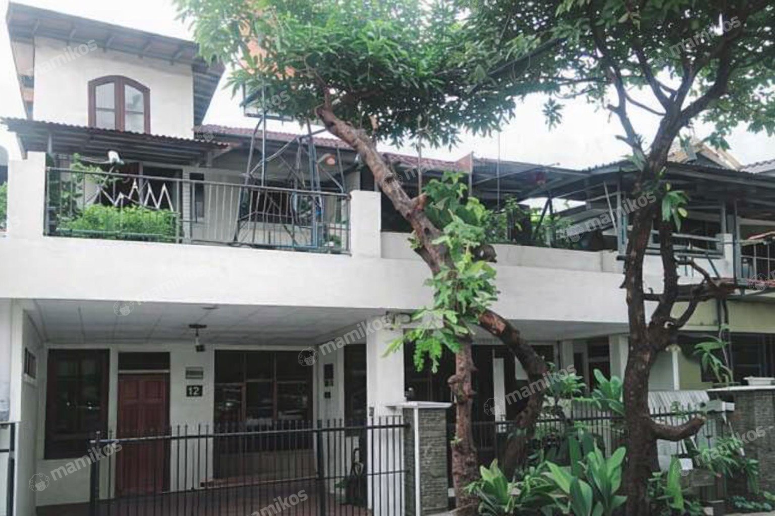 Rumah Sertifikat SHM 4 Kamar Tidur 3 Kamar Mandi Kramat Jati Jakarta Timur