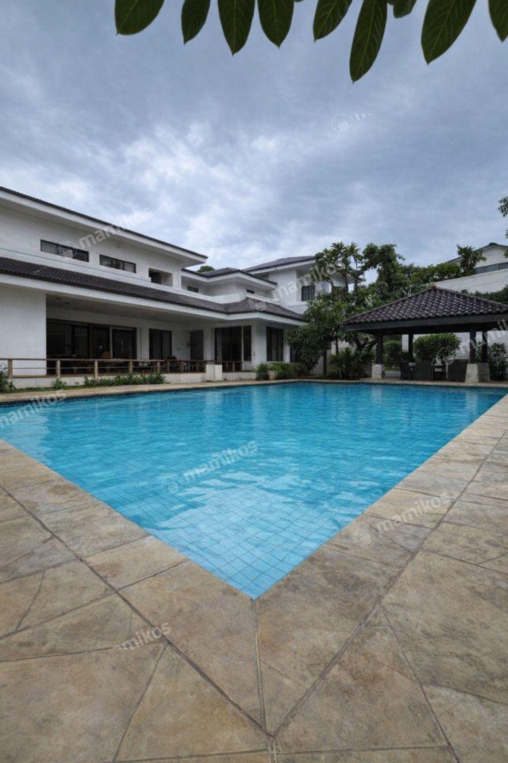 Rumah Sertifikat SHM 5 Kamar Tidur 4 Kamar Mandi Pejaten Jakarta Selatan - Photo 2