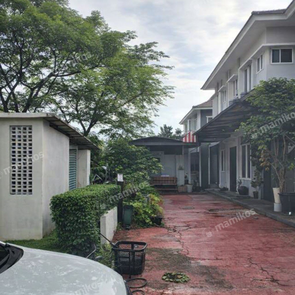 Rumah Sertifikat SHM 4 Kamar Tidur 3 Kamar Mandi Kota Wisata Jakarta Timur - Photo 3