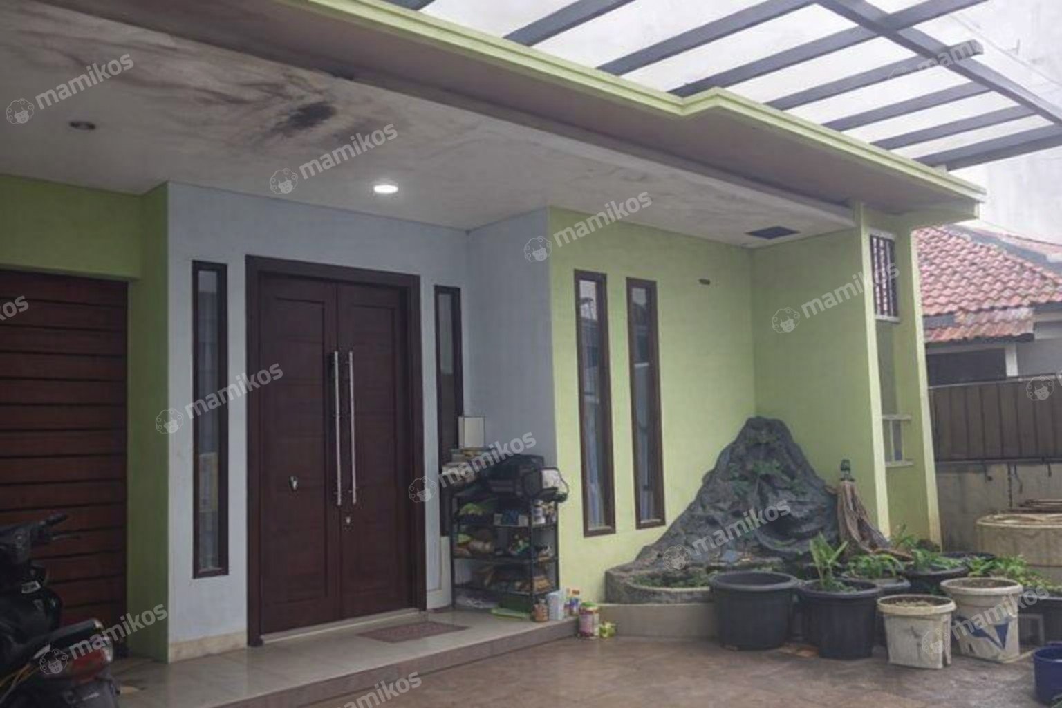 Rumah Sertifikat SHM 4 Kamar Tidur 4 Kamar Mandi Kembangan Jakarta Barat