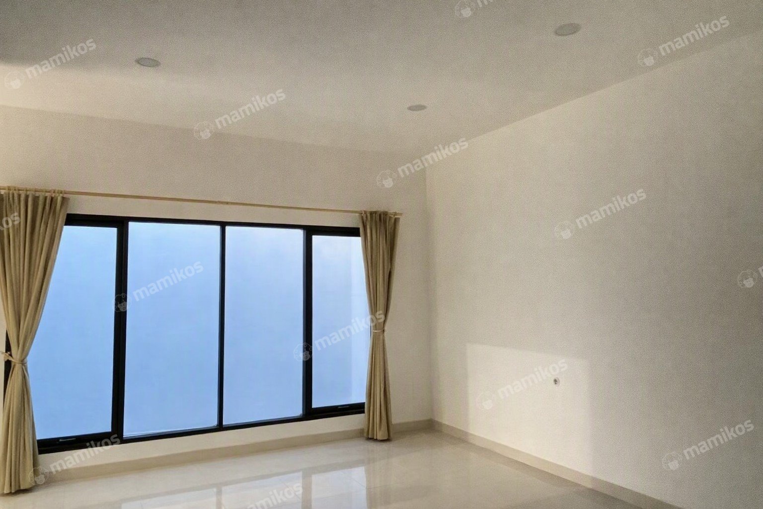 Rumah Sertifikat SHM 4 Kamar Tidur 3 Kamar Mandi Kelapa Gading Jakarta Utara - Photo 4
